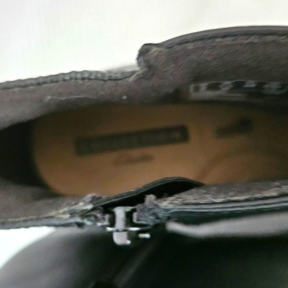 Clarks Collection Womens Emslie Monet SZ 7.5M Leather Ankle Booties Heel… - Picture 7 of 9